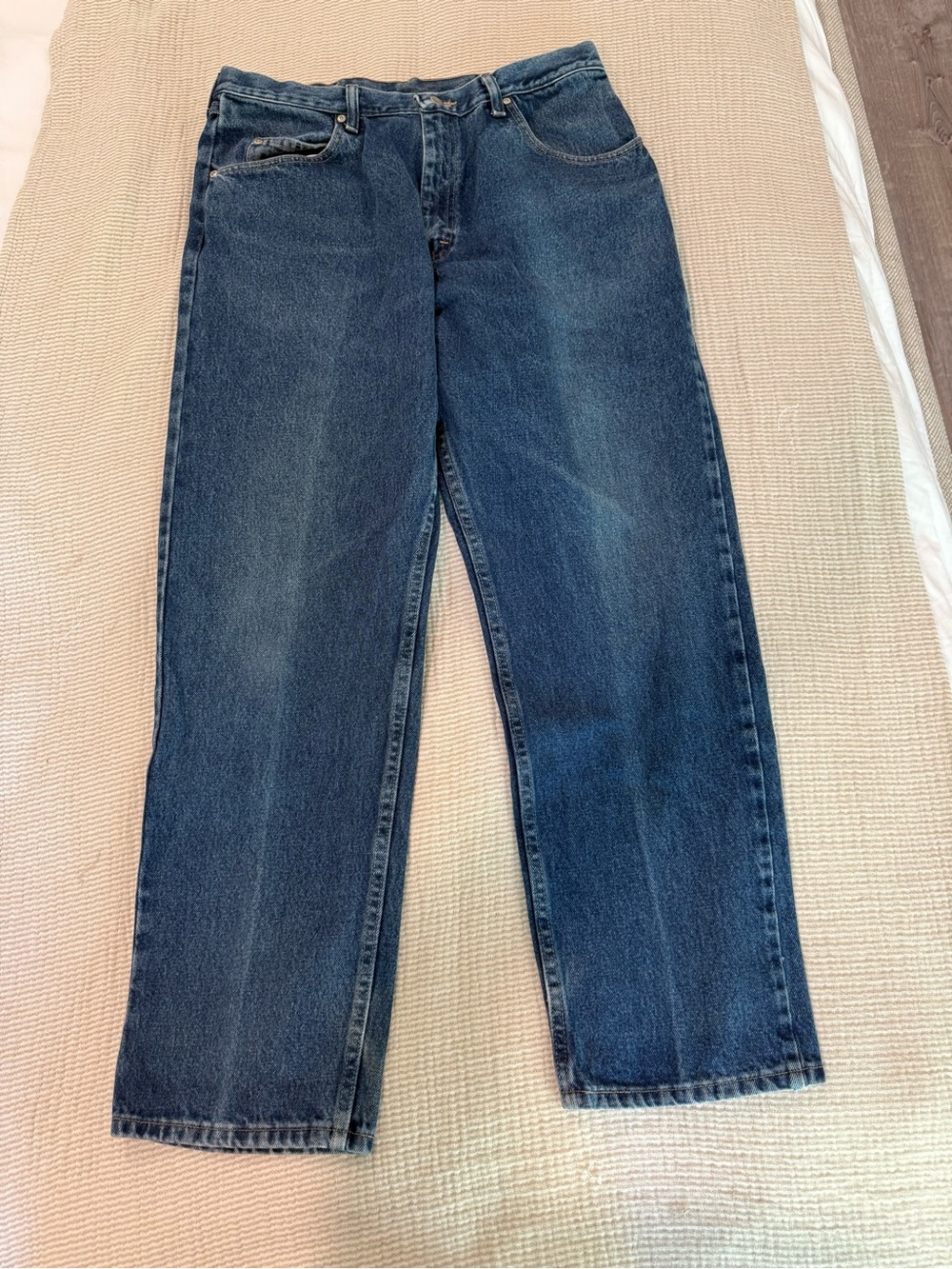 Wrangler Men's Blue Straight-Leg Jeans - Picture 1 of 4